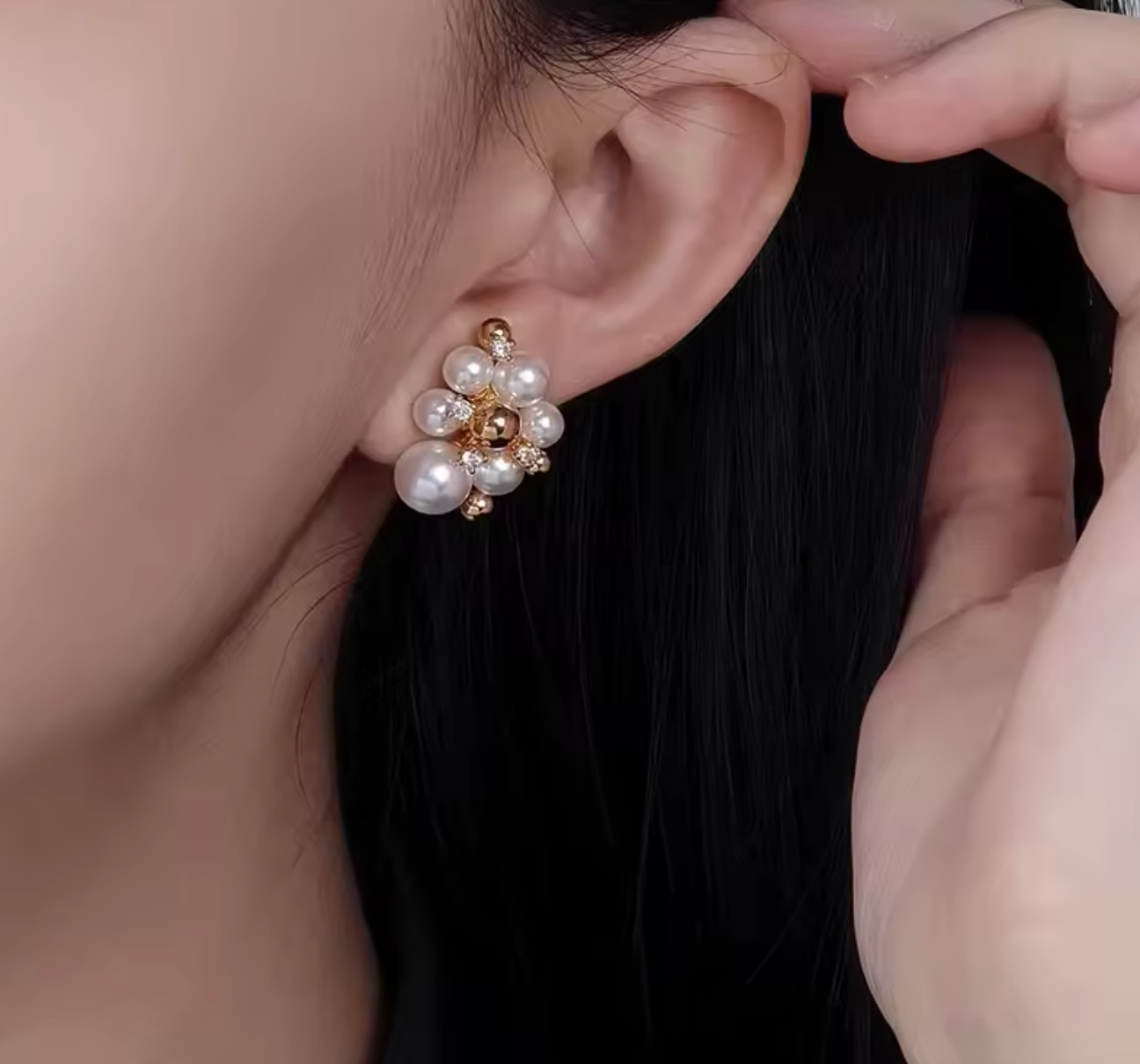 Elegant Romantic Artificial Pearl & Micro-Inlaid Zircon Earrings